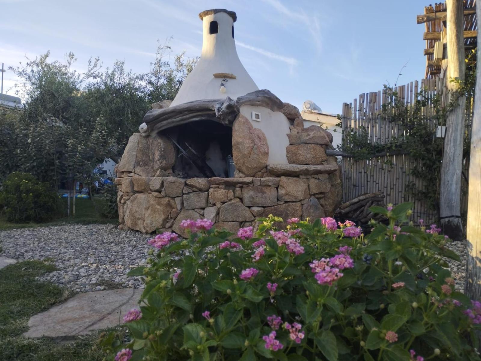 Villa Cuccuru Relax - A Iun Q9882 Orosei Exterior foto